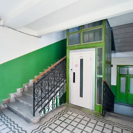 Cityscape Budget Kalvin Budapest