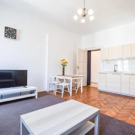 Cityscape Budget Kalvin Budapeszt